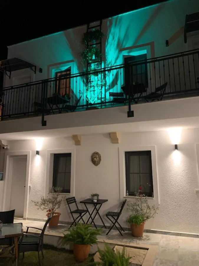 Arden's House Bed and Breakfast Bodrum Bed & Breakfast